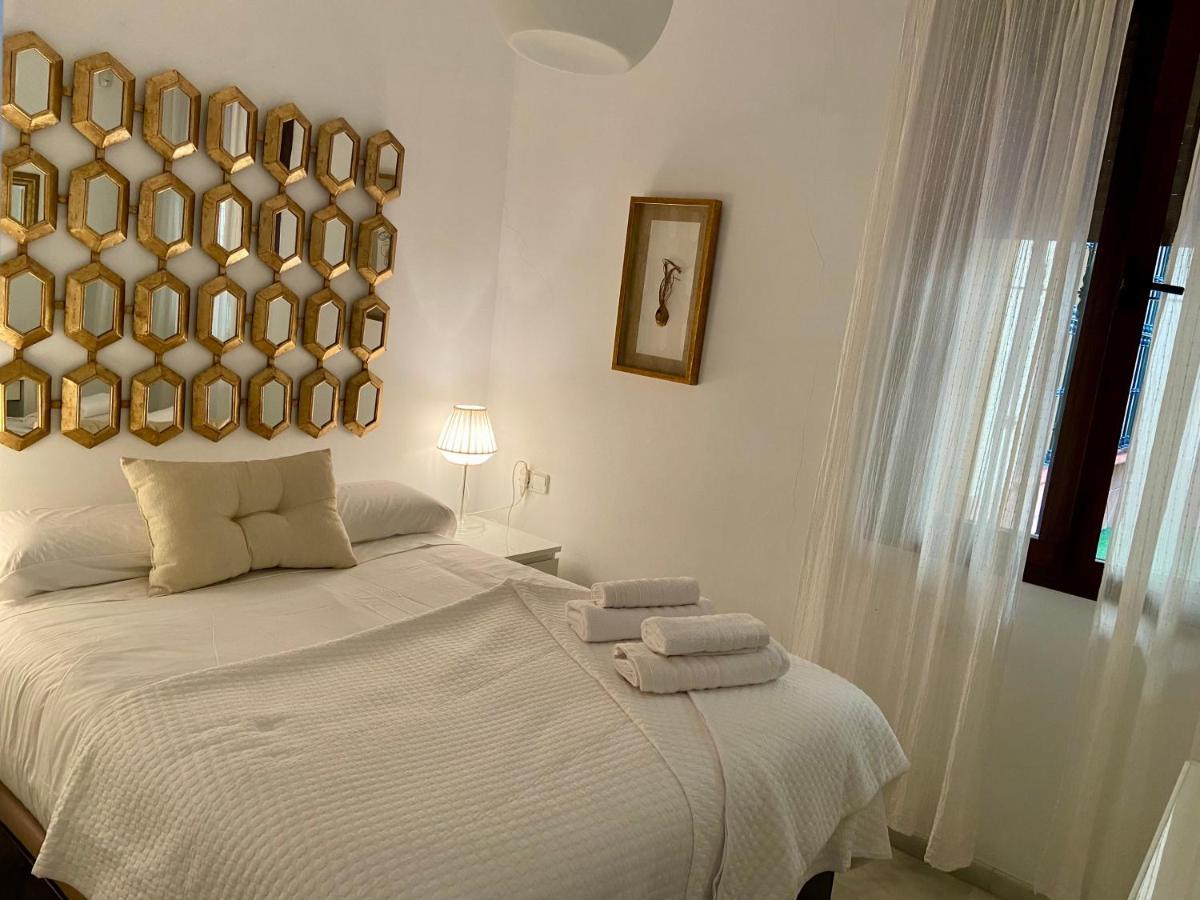 Triana Apartment Sevilla Esterno foto